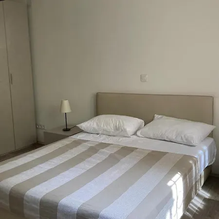 Ribarska Koliba - Marija 풀라