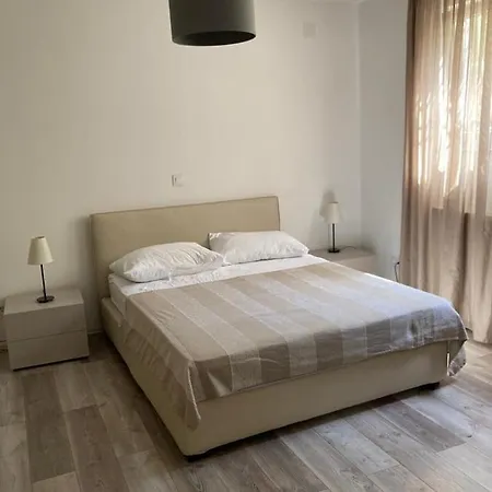 Ribarska Koliba - Marija 아파트 풀라