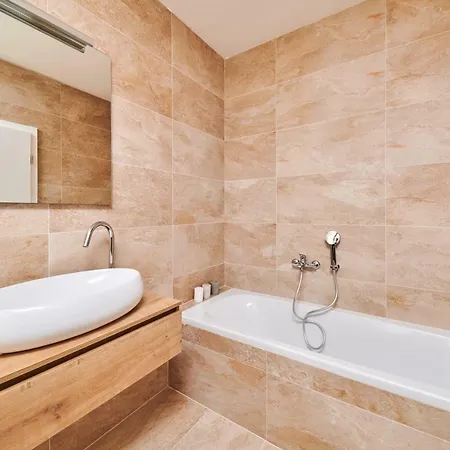 Ribarska Koliba - Marija *