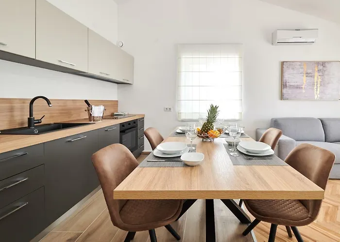 Ribarska Koliba - Marija Pula